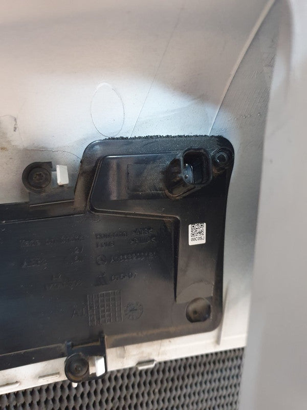 Mercedes-Benz C-Class E-Class W204 W212 Left Outer Mirror cover with Broken Indicator Light