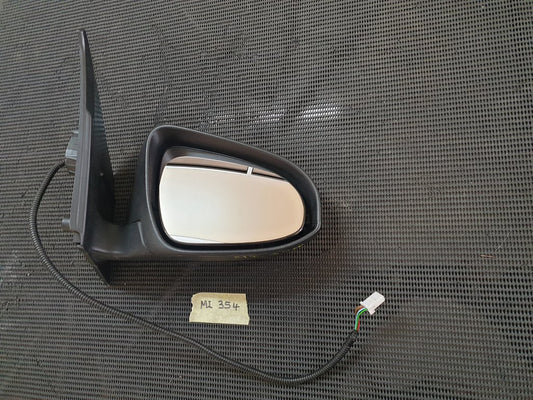 Toyota Aygo Right Outer Mirror Incomplete, No Cover