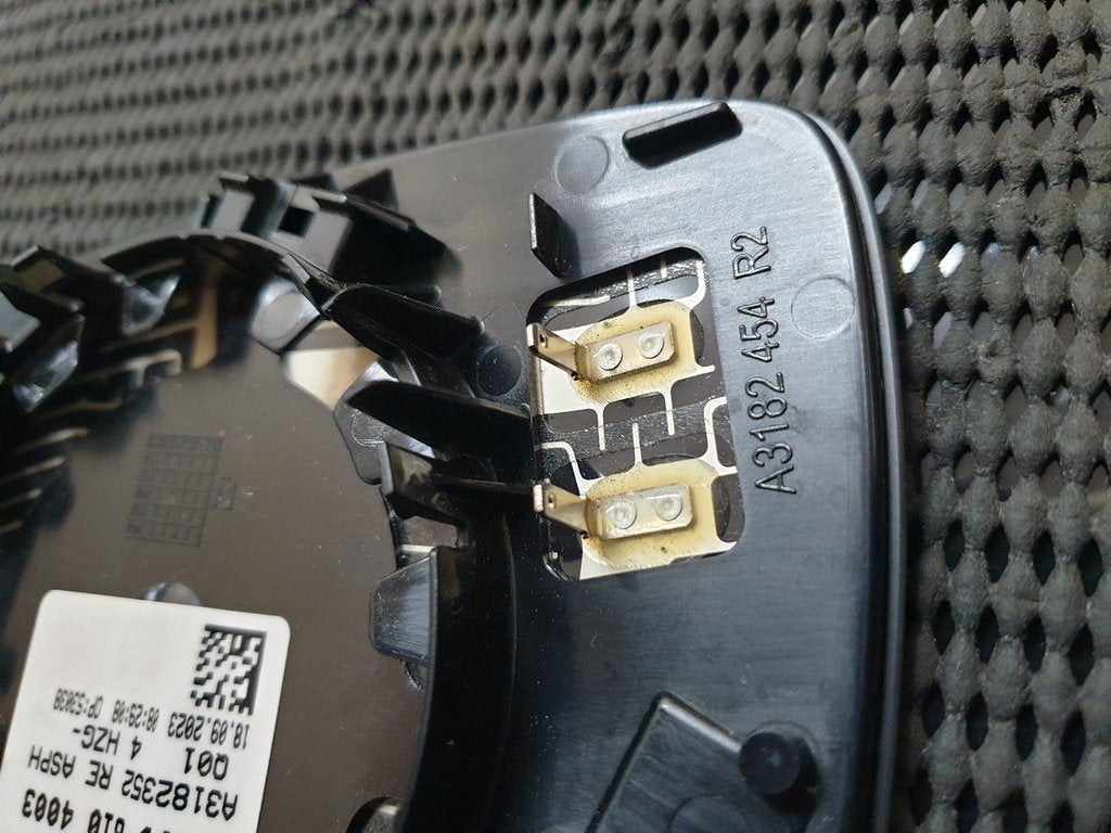 Mercedes-Benz C-Class W206 Right Outer Mirror Glass