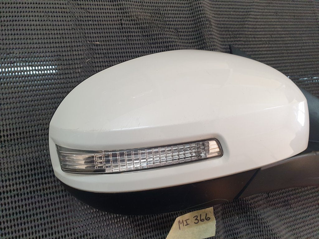Suzuki Swift Right Outer Mirror Complete