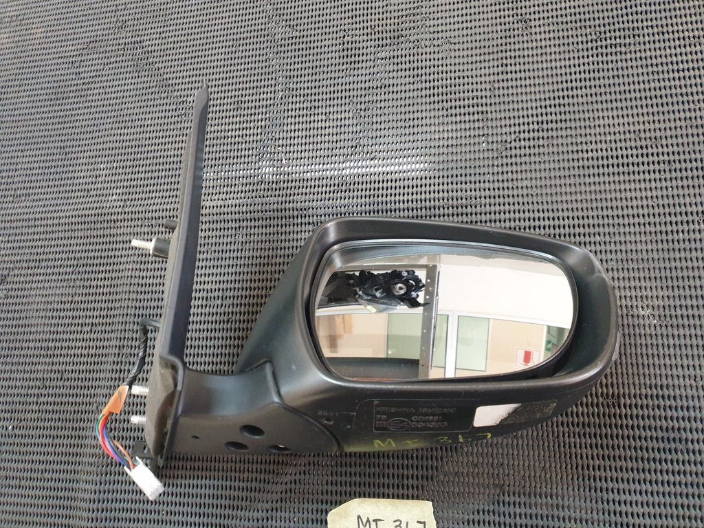 Suzuki Swift Right Outer Mirror Incomplete, No Cover