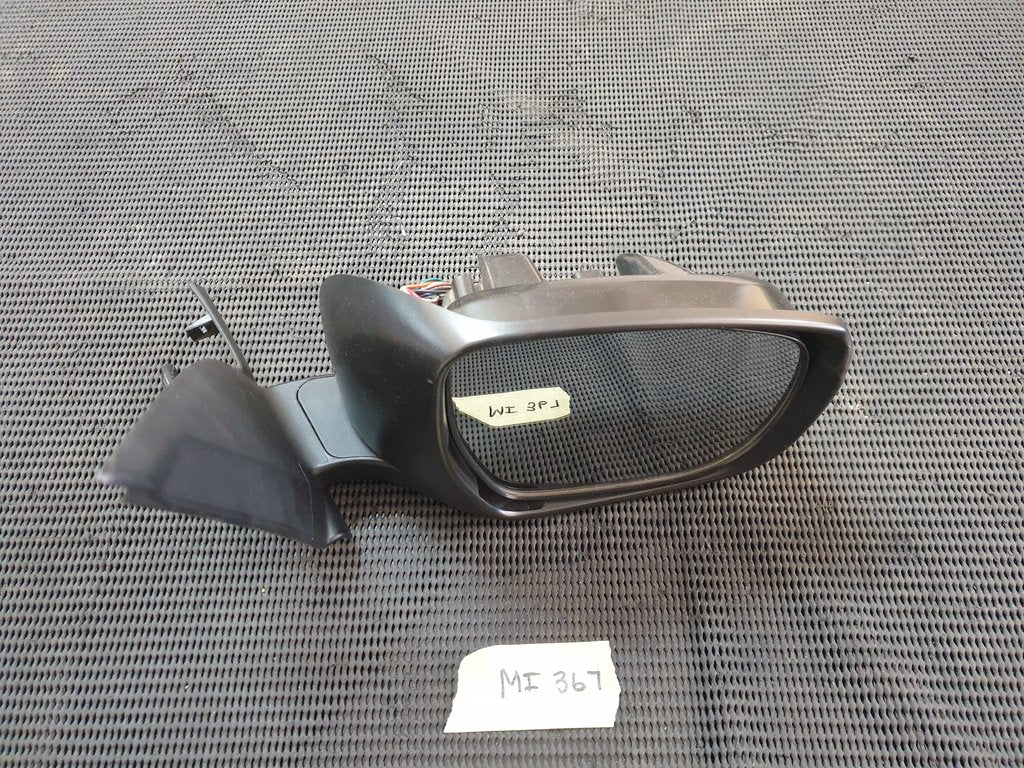 Suzuki Swift Right Outer Mirror Incomplete, No Cover