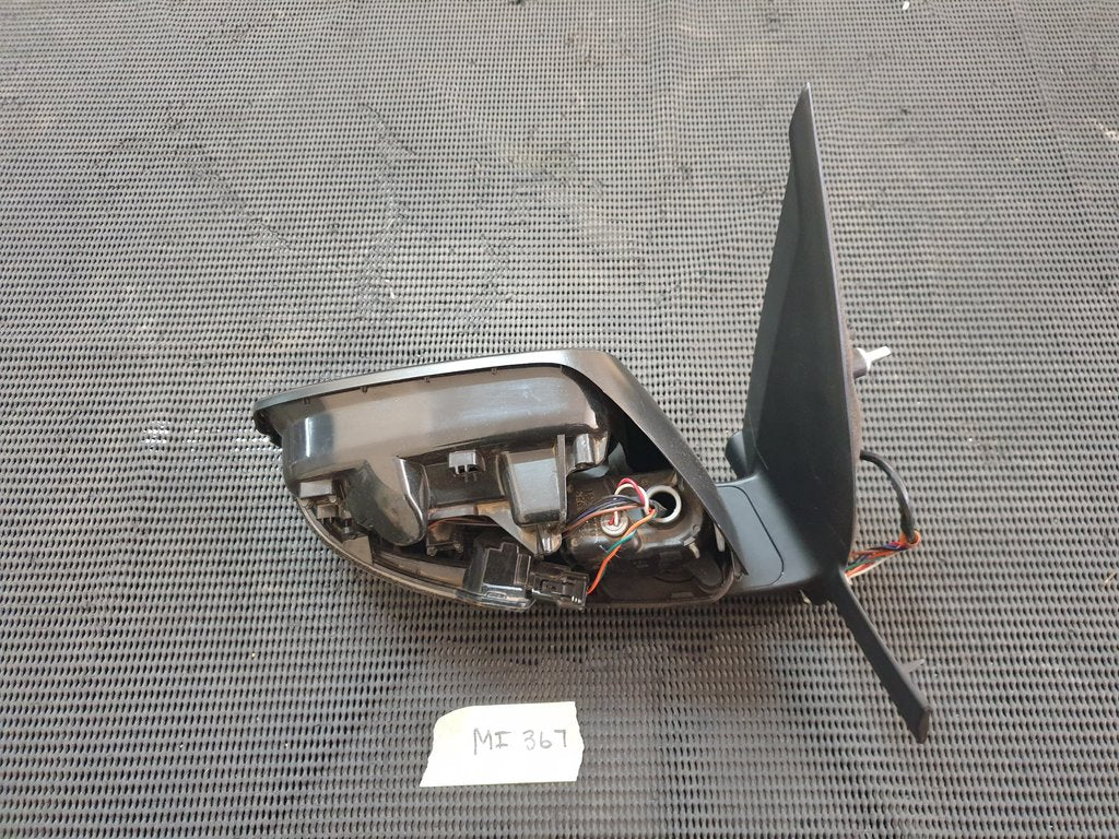 Suzuki Swift Right Outer Mirror Incomplete, No Cover
