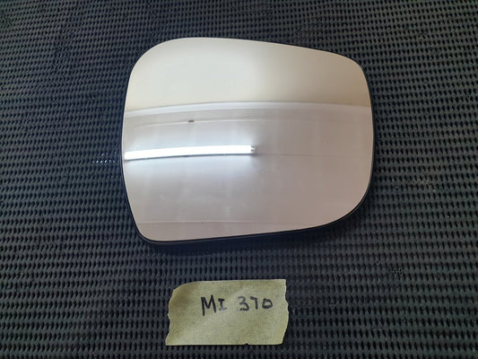 Mercedes-Benz X-Class W470 Right Outer Mirror Glass