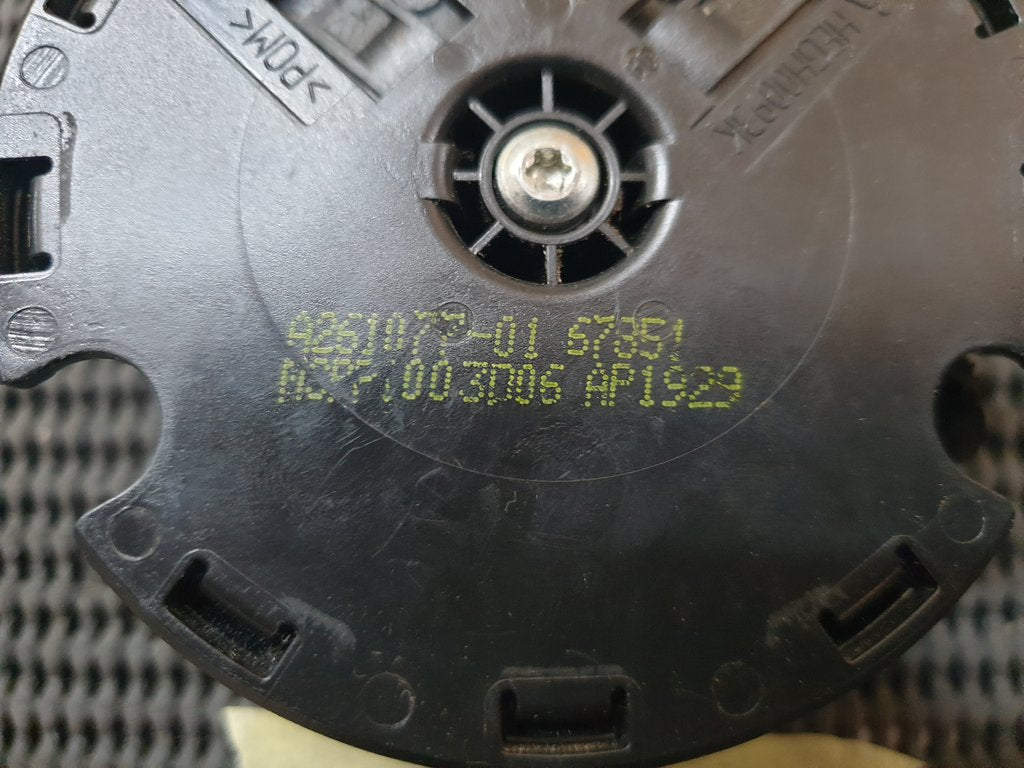 Mercedes-Benz X-Class W470 Right Outer Mirror Motor