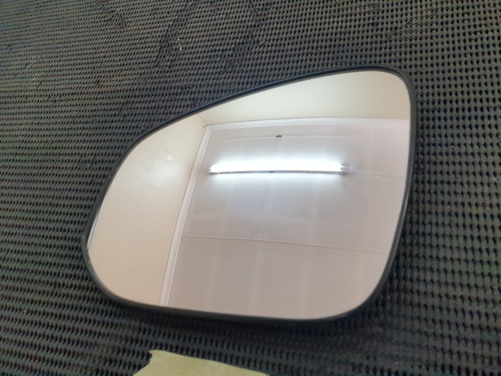 Toyota Hilux Left Outer Mirror Glass
