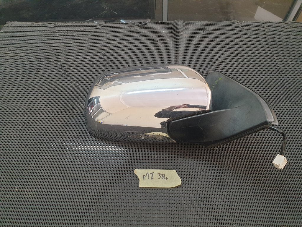 Toyota Hilux D4D Right Outer Mirror Complete Chrome Cover