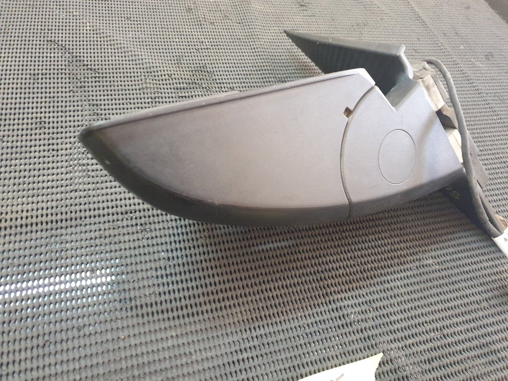 Mercedes-Benz C-Class W204 Left Outer Mirror Base