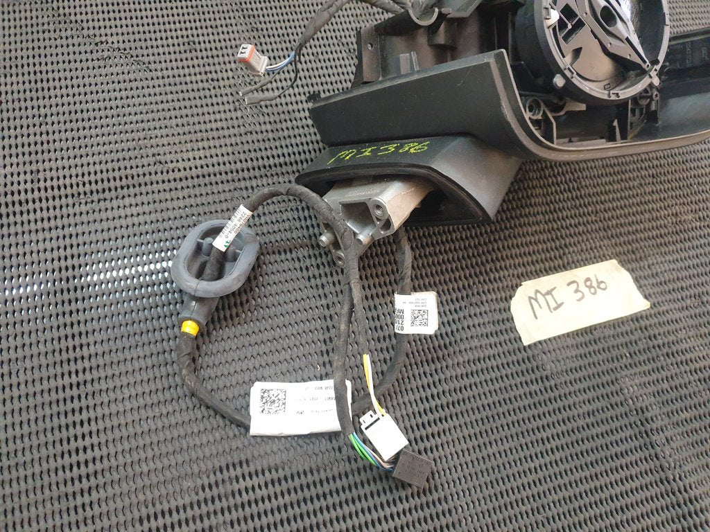 Mercedes-Benz A-Class W177 Right Outer Mirror Base