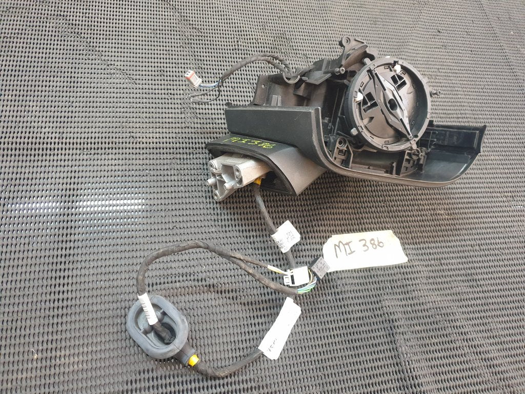 Mercedes-Benz A-Class W177 Right Outer Mirror Base