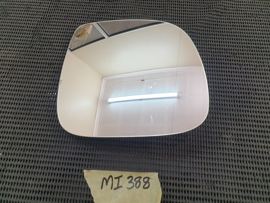 Volkswagen Transporter Right Outer Mirror Glass