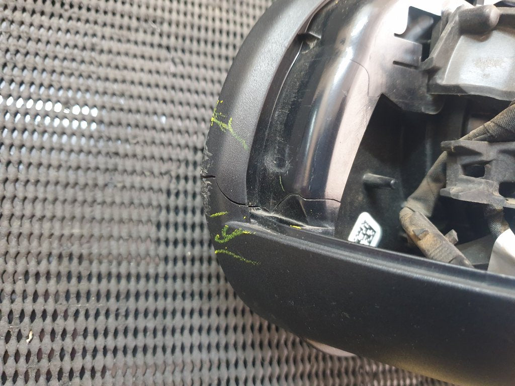 Mercedes-Benz C-Class W205 Right Outer Mirror Incomplete, No Cover, Broken Mirror Glass