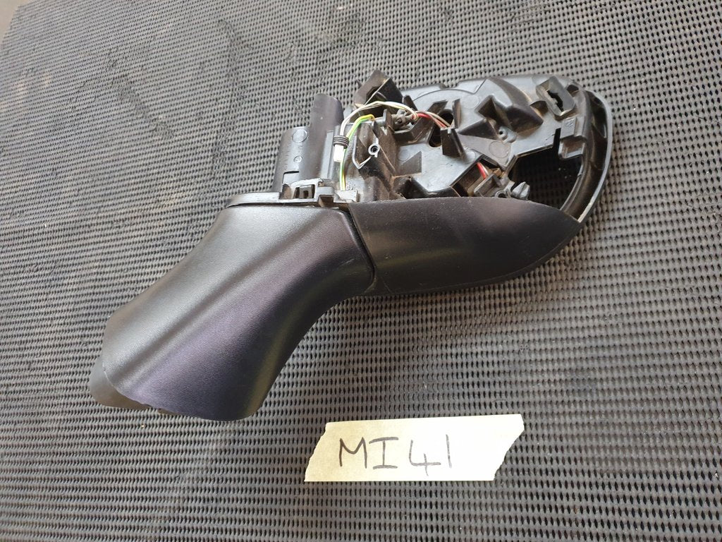 Renault Clio Left Outer Mirror Base, No Cover, No Glass