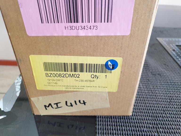 Mercedes-Benz Aftermarket C-Class W203 Right Outer Mirror Cover and Indicator Light