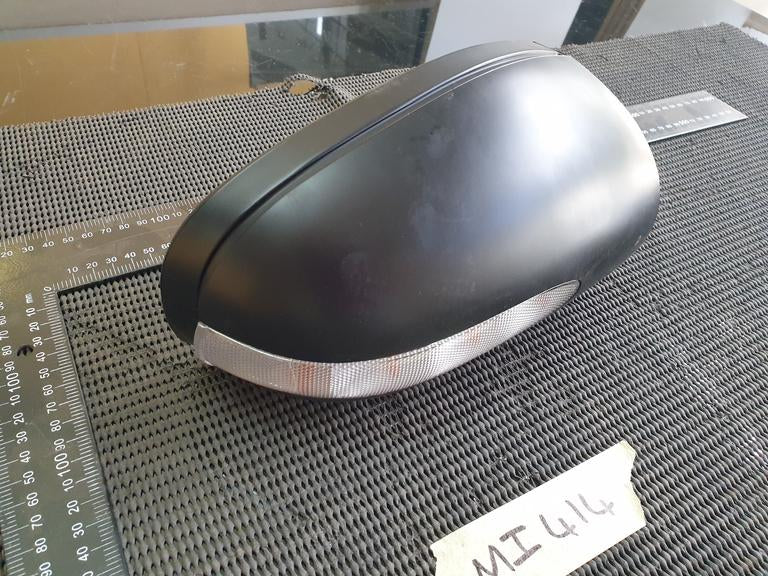 Mercedes-Benz Aftermarket C-Class W203 Right Outer Mirror Cover and Indicator Light