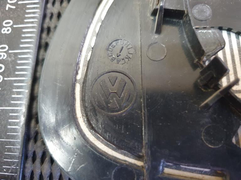 Volkswagen Tiguan Right Outer Mirror Glass