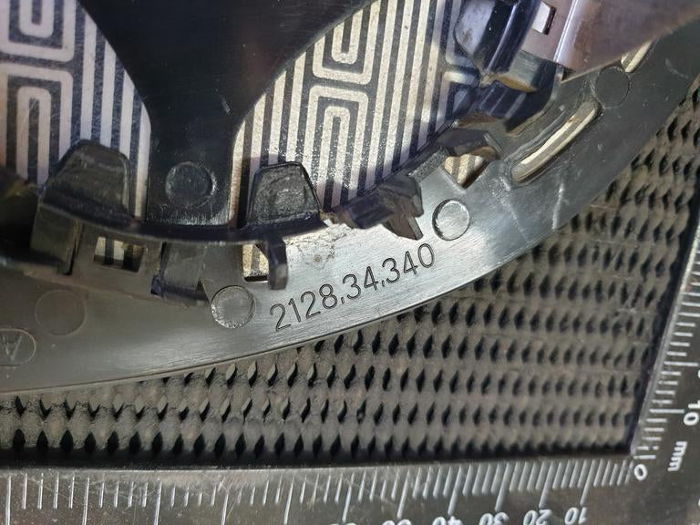 Volkswagen Tiguan Right Outer Mirror Glass