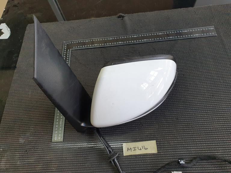 Mercedes-Benz V-Class W447 Left Outer Mirror Complete