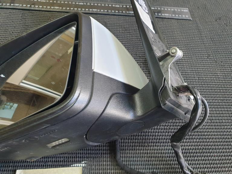 Mercedes-Benz V-Class W447 Left Outer Mirror Complete