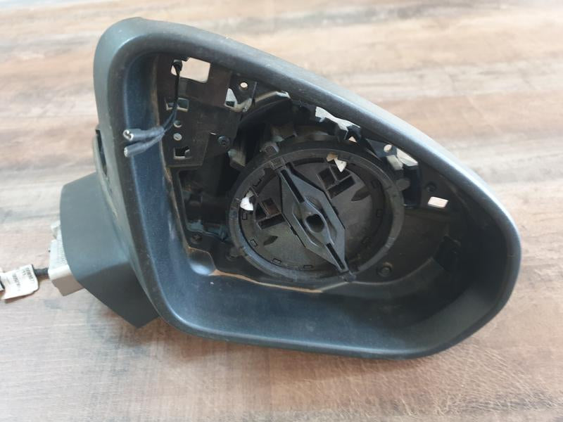 Original Used Mercedes-Benz A-Class W177 Right Outer Mirror Incomplete, No Cover, No Mirror Glass
