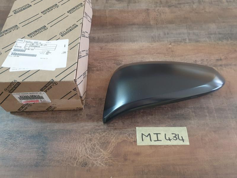 Original Used Toyota Hilux Left Outer Mirror Cover