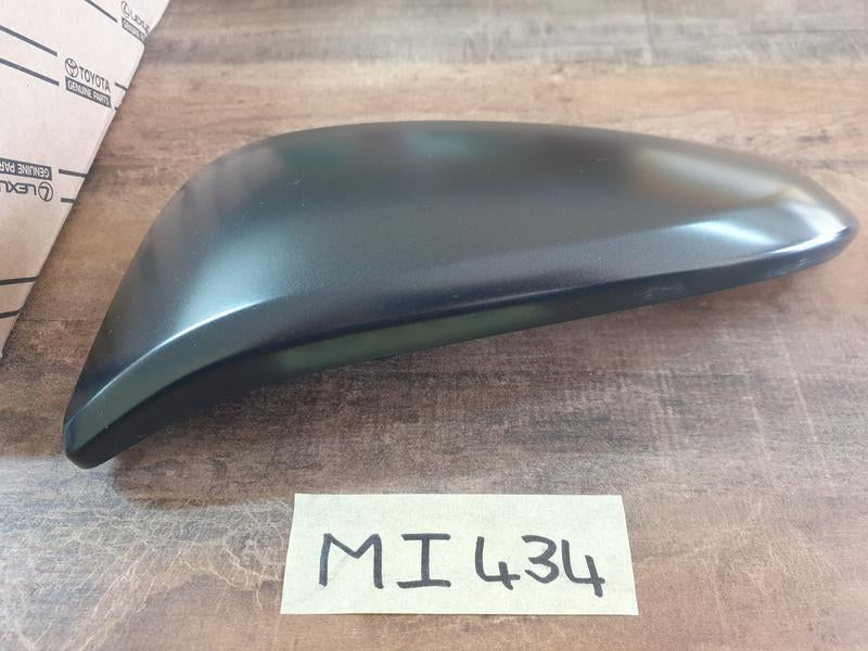 Original Used Toyota Hilux Left Outer Mirror Cover
