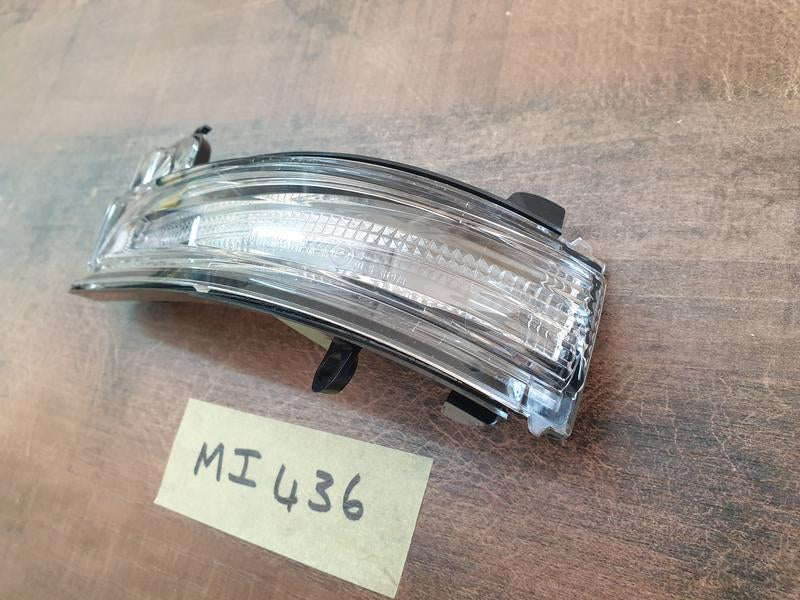 Original Used Toyota Corolla Cross XS Left Outer Mirror Indicator Light