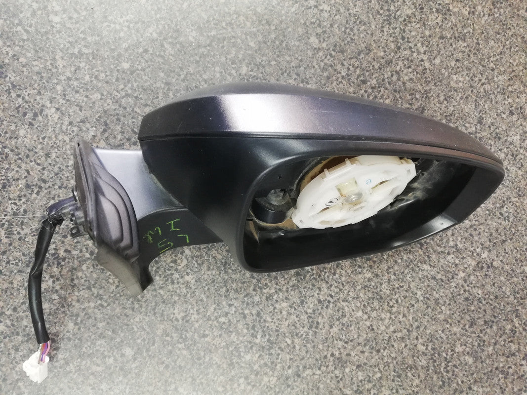 Toyota Hilux GD6 2016, 2017, 2018, 2019, 2020 Right Outer Electrical Mirror Complete