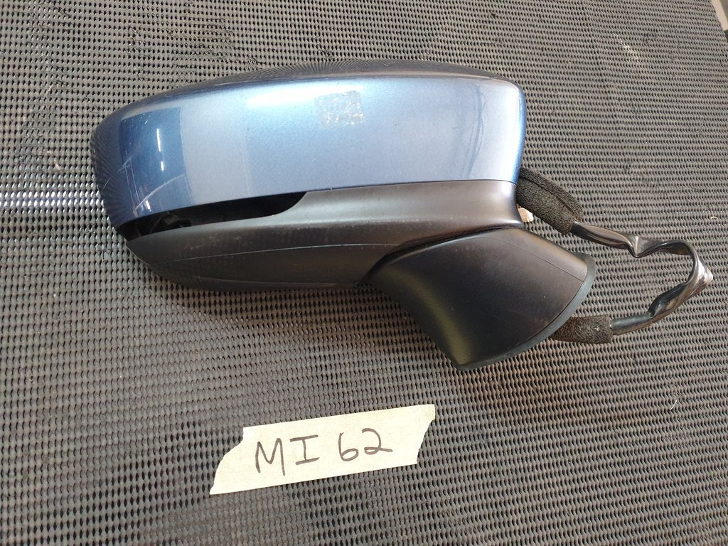 Mazda 3 Right Outer Mirror Incomplete, No Indicator