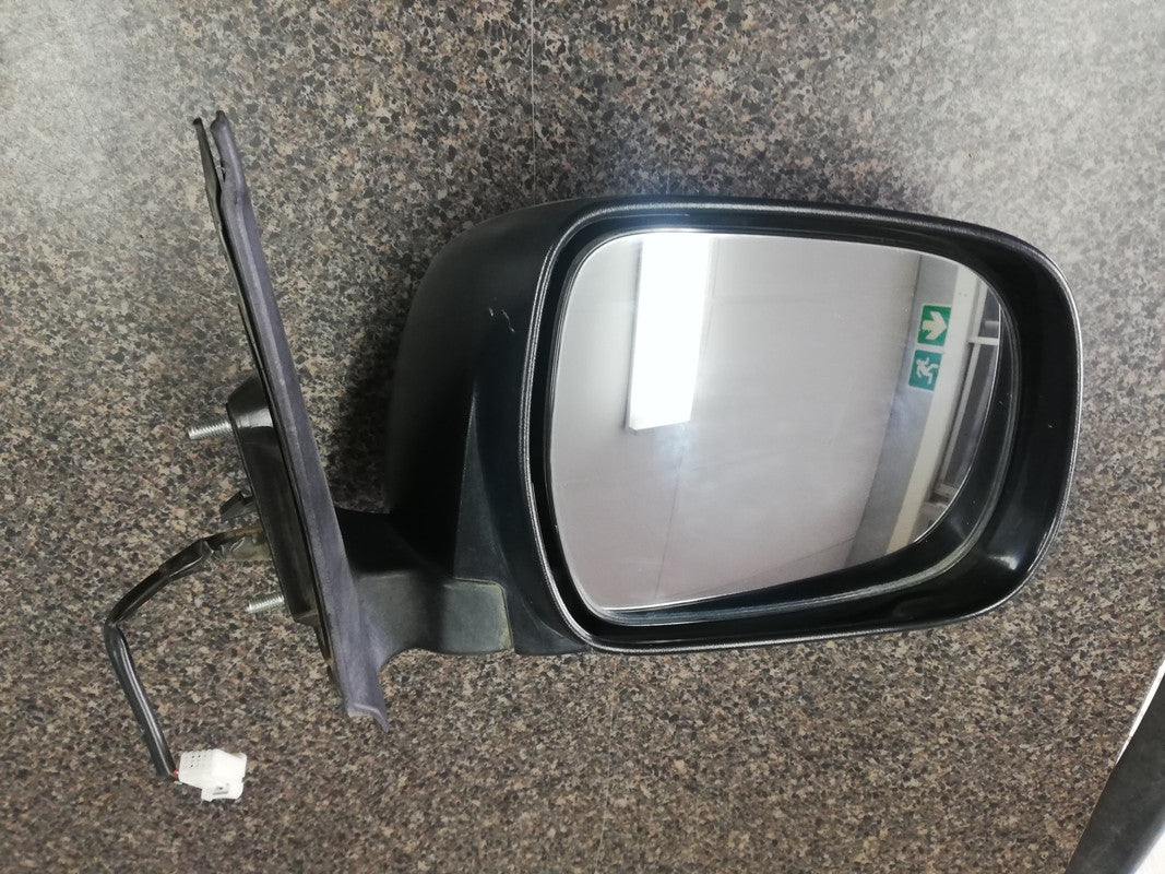 Toyota Hilux 2005, 2006, 2007, 2008, 2009, 2010,2011, 2012, 2013, 2014, 2015 Right Outer Electric Mirror Complete with Chrome Cover