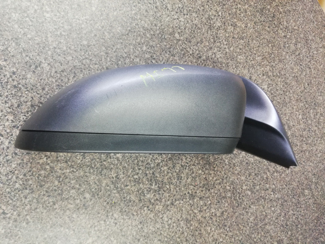 Ford Ranger 2017 Left Outer Electric Mirror Incomplete, Broken Mirror Glass