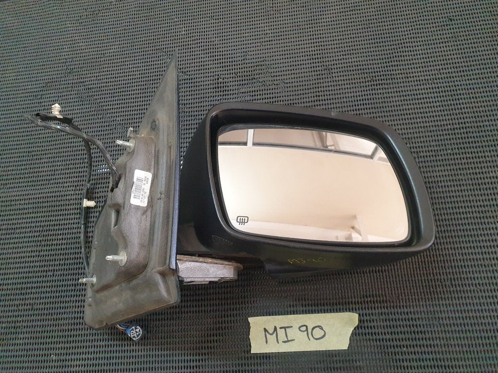 Dodge Journey Right Outer Mirror Incomplete, Broken Lower Cover