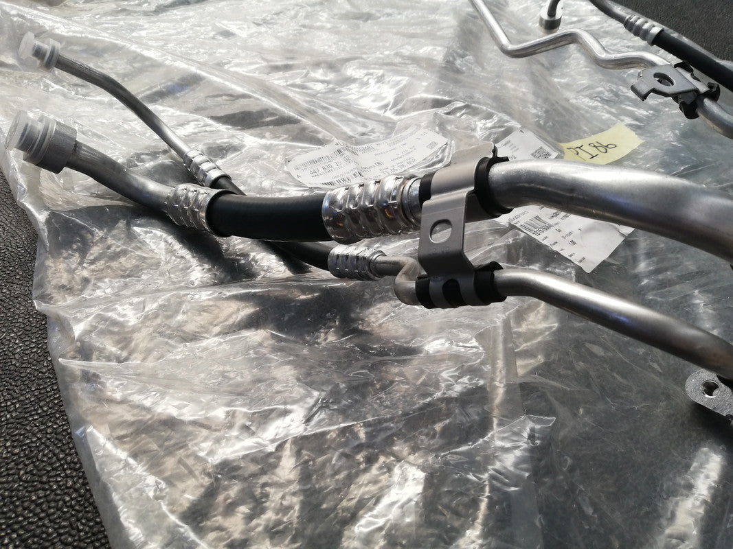 Mercedes-Benz V-Class Vito Viano, Hose 2023 Condenser Evaporator Pipe