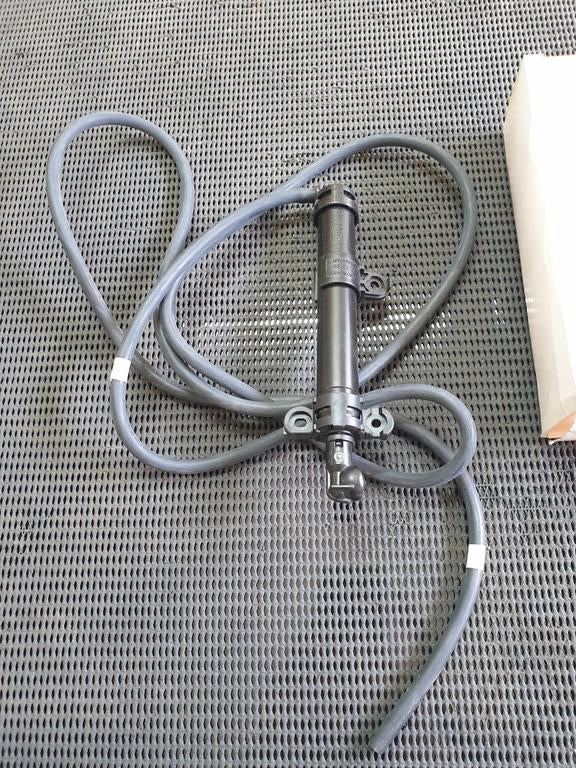 Land Rover Range Rover Left Headlight Washer Jet