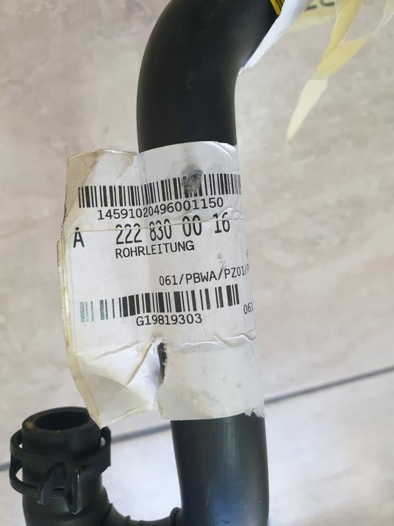 Original New Mercedes-Benz S-Class W222 Engine Coolant Hose