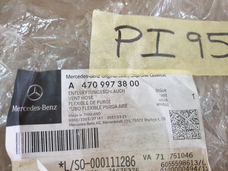 Original New Mercedes-Benz X-Class W470 Vent Hose