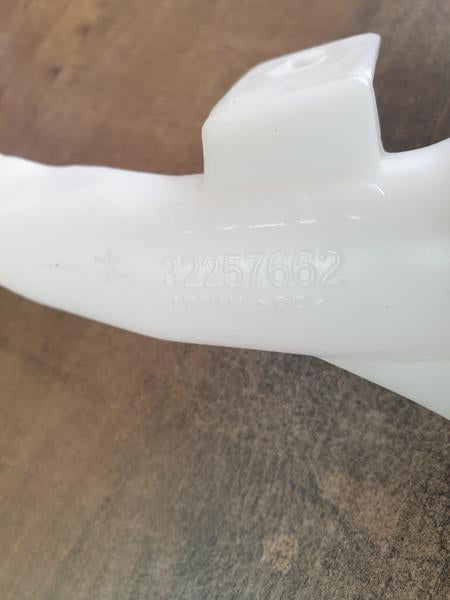 Original New Volvo XC40 Windscreen Washer Bottle Filler Neck