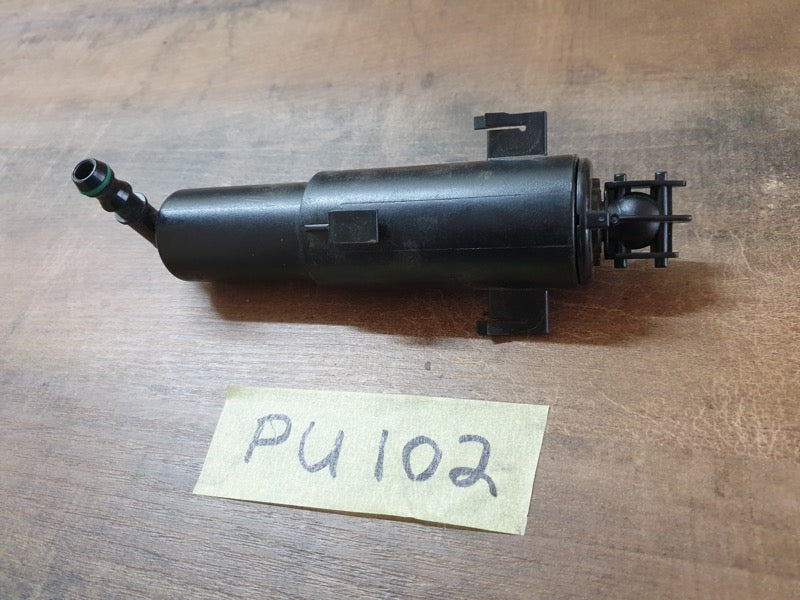 Original Used BMW 3 Series E92 Right Front Headlight Jet Washer Nozzle