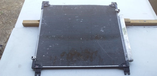 Toyota Hilux 2.4 D Aircon Radiator Air Conditioner Condenser