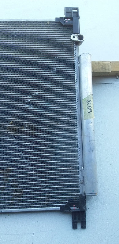 Toyota Hilux 2.4 D Aircon Radiator Air Conditioner Condenser