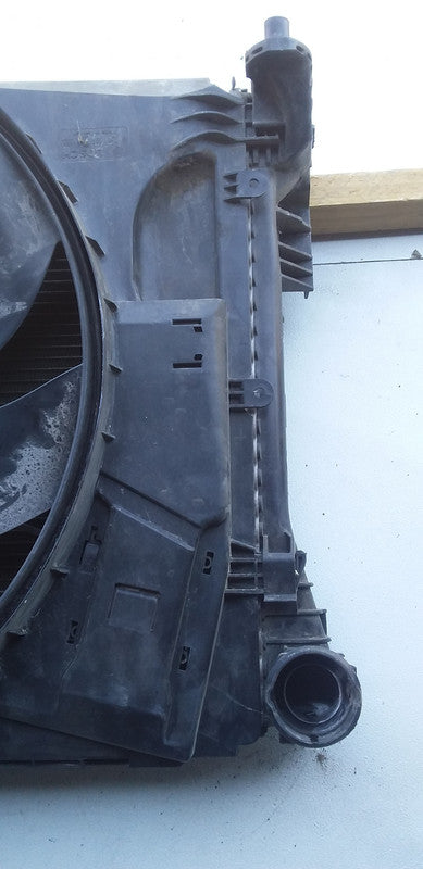 Mercedes-Benz E-Class W212, C207, A207, C250, E250, SLK250, SLK350 Radiator