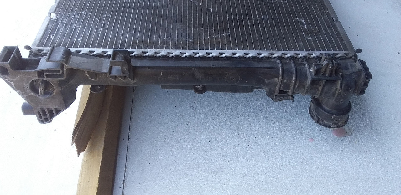 Mercedes-Benz E-Class W212, C207, A207, C250, E250, SLK250, SLK350 Radiator