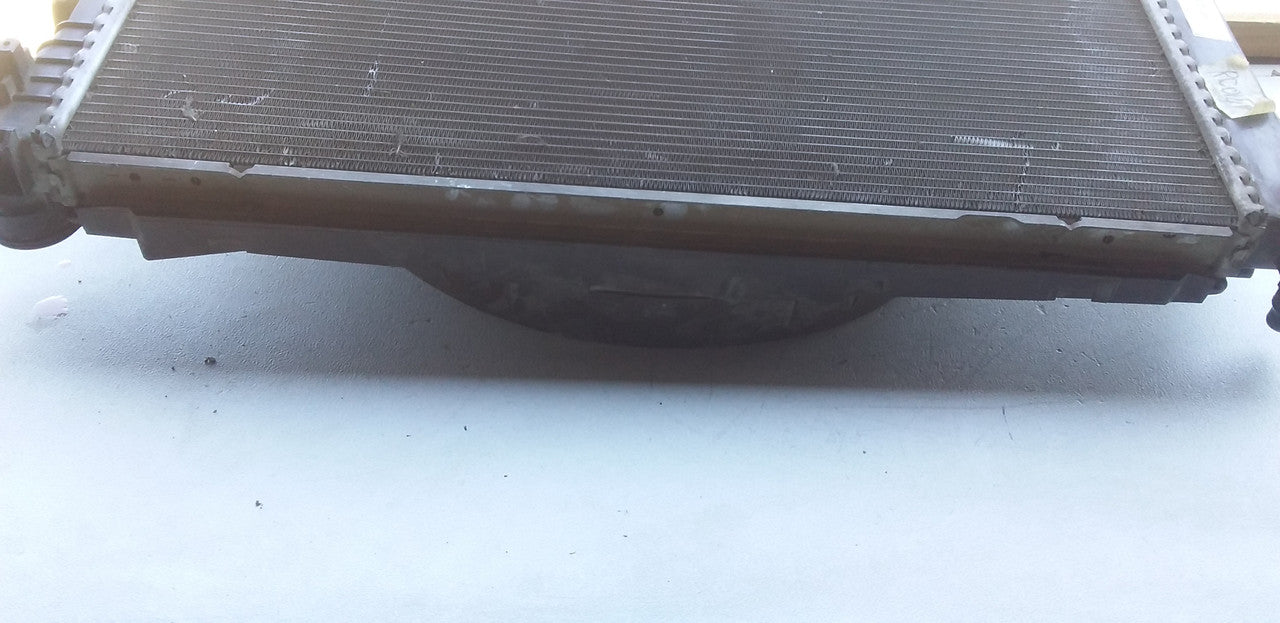 Mercedes-Benz E-Class W212, C207, A207, C250, E250, SLK250, SLK350 Radiator