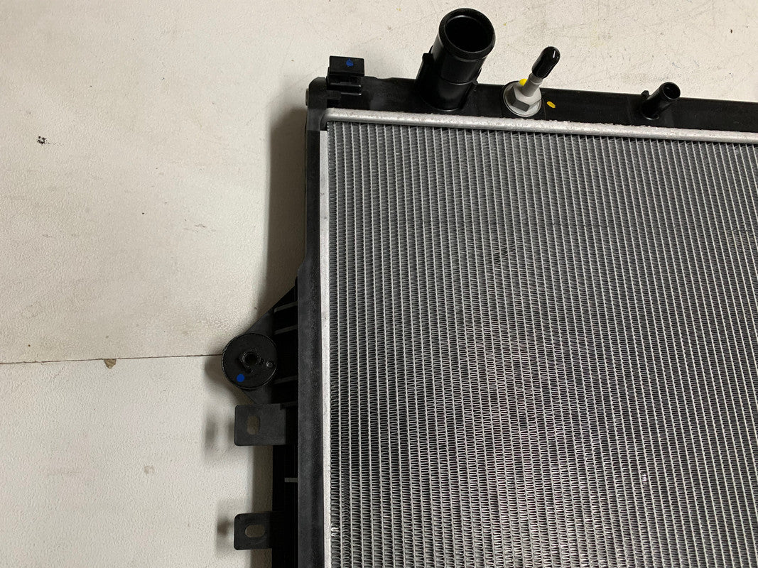 Toyota Hilux 2.4 / Fortuner 2016, 2017, 2018, 2019 Radiator