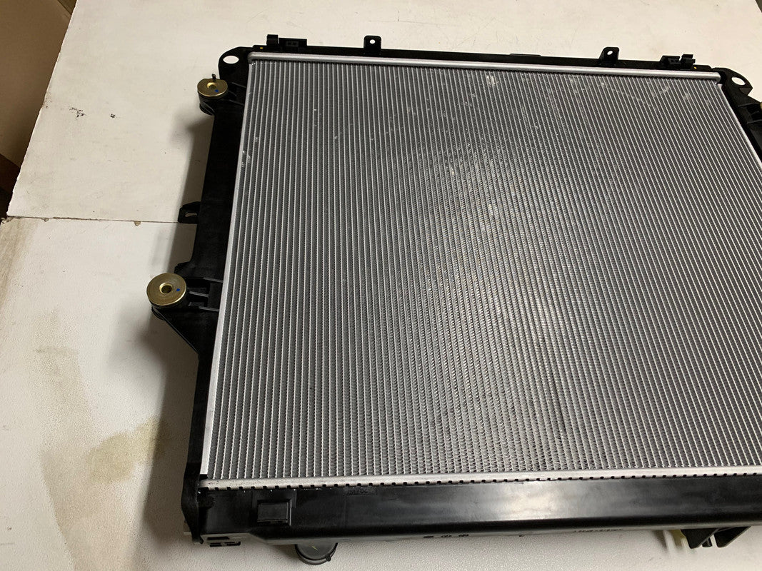 Toyota Hilux 2.4 / Fortuner 2016, 2017, 2018, 2019 Radiator