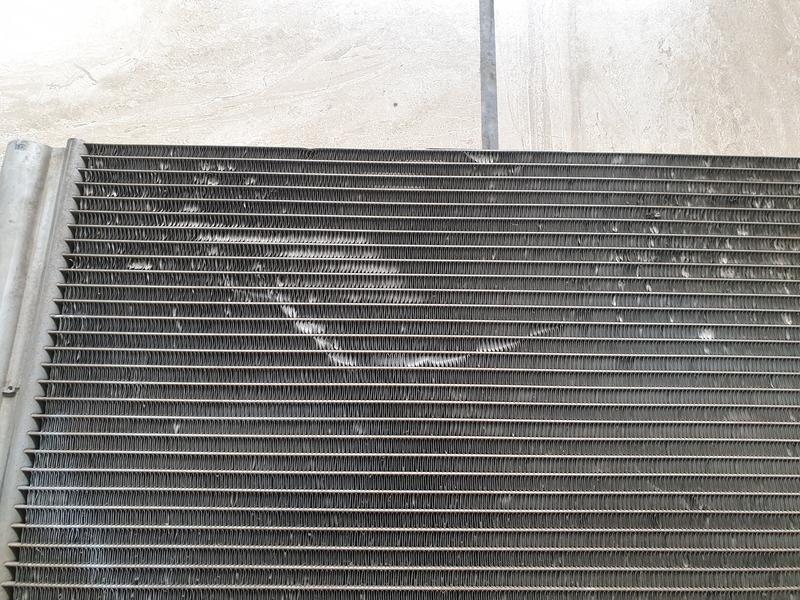 Original Used Nissan NP200 Condenser