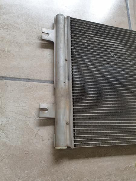Original Used Nissan NP200 Condenser