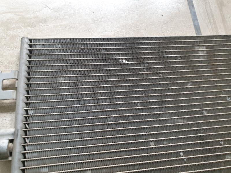 Original Used Nissan NP200 Condenser