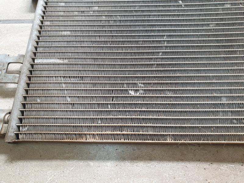 Original Used Nissan NP200 Condenser