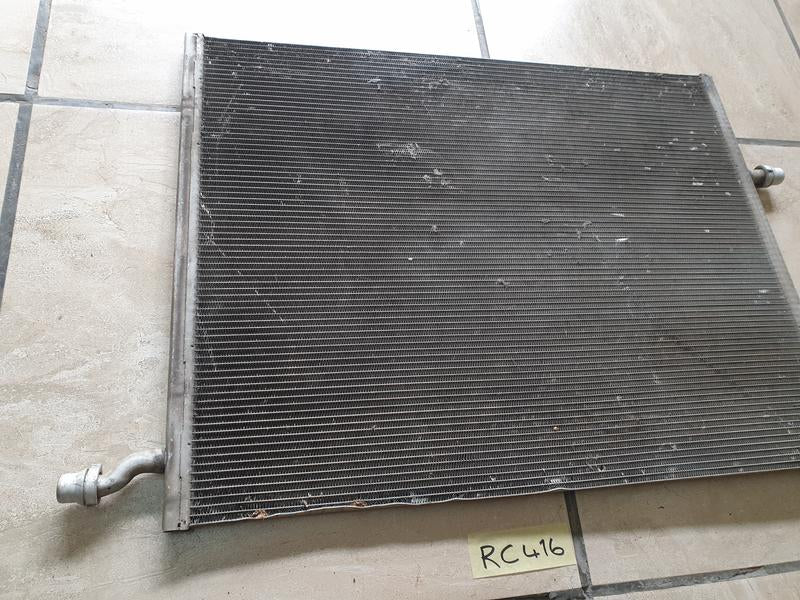 Original Used Mercedes-Benz GLC V-Class W253 W447 Low Temperature Radiator